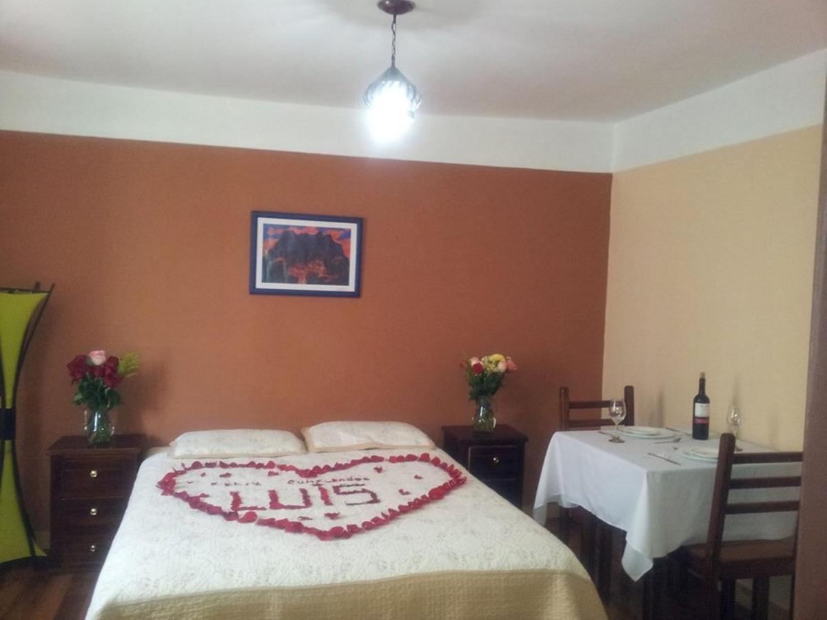 Hostal Bolivar Inn Quito Luaran gambar